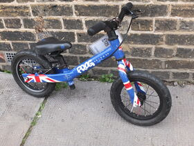 SECOND HAND Frog Tadpole Union Jack