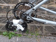 SECOND HAND GT Nomad Hybrid Small click to zoom image