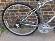 SECOND HAND GT Nomad Hybrid Small click to zoom image