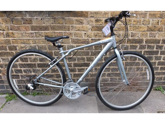 SECOND HAND GT Nomad Hybrid Small click to zoom image